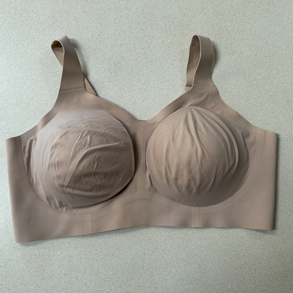 Evelyn Bobbie The Beyond Bra Sand Beige Wireless Seamless Support Bra XL